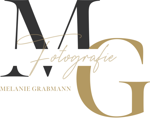 melaniegrabmannfoto Logo
